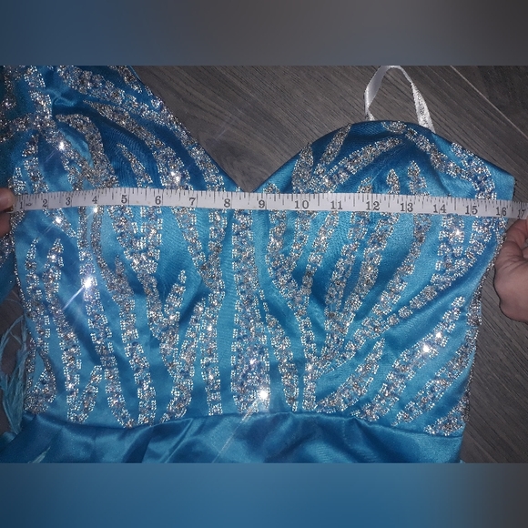 Pageant dress - Picture 8 of 9